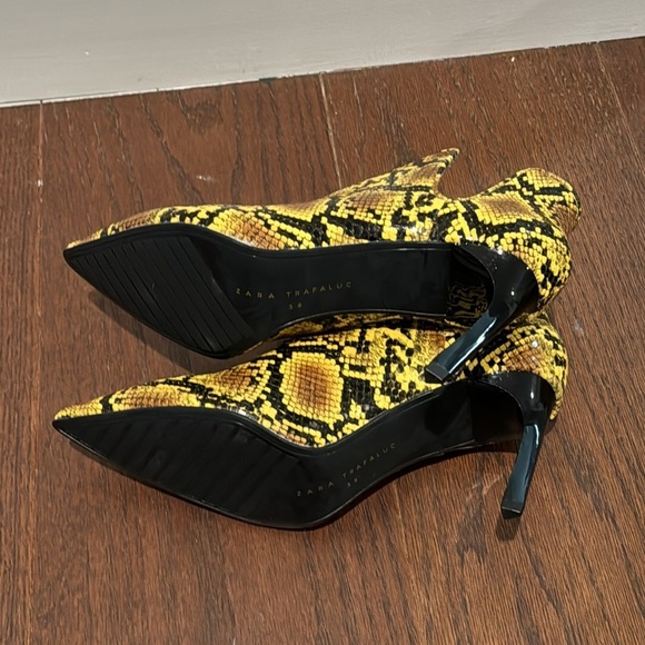 Zara Women’s Yellow/Brown/Black Snakeskin Booties Size 38/8 - Picture 5 of 6